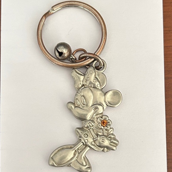 Disney Accessories - 2000’s Silver Minnie Mouse Keychain